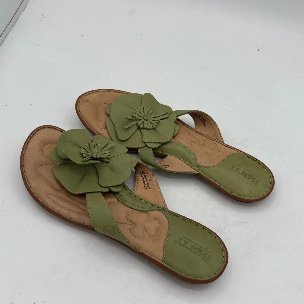 BORN Size 8/39 Green Flower Leather Thong Style Slides Sandals - Picture 3 of 8